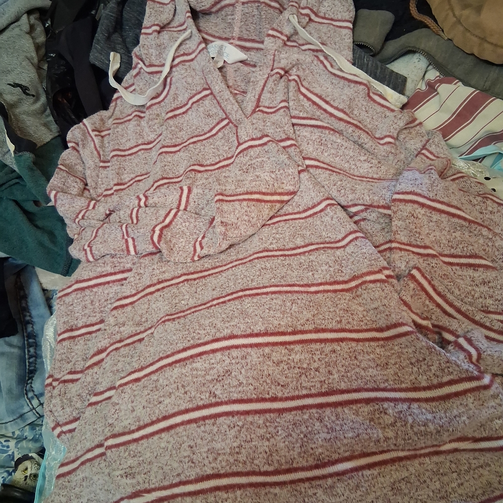 Aeropostale Red and White Striped Knit